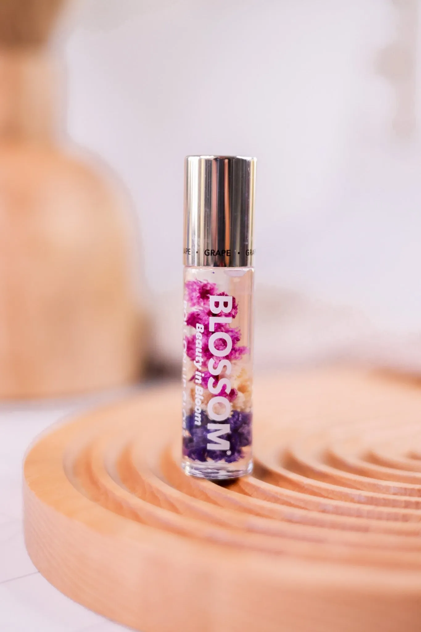 Fruity Roll On Lip Glosses (6 Scents)