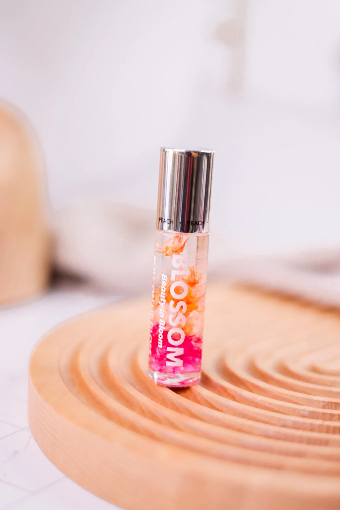Fruity Roll On Lip Glosses (6 Scents)