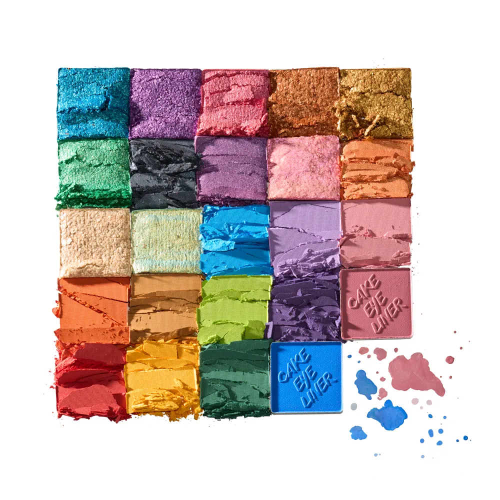 the art gallery eyeshadow & eyeliner palette