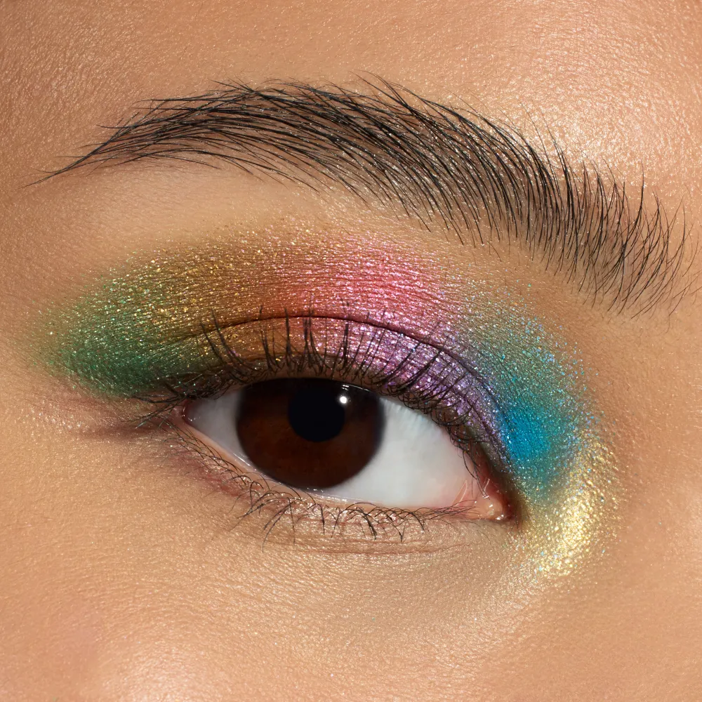 the art gallery eyeshadow & eyeliner palette