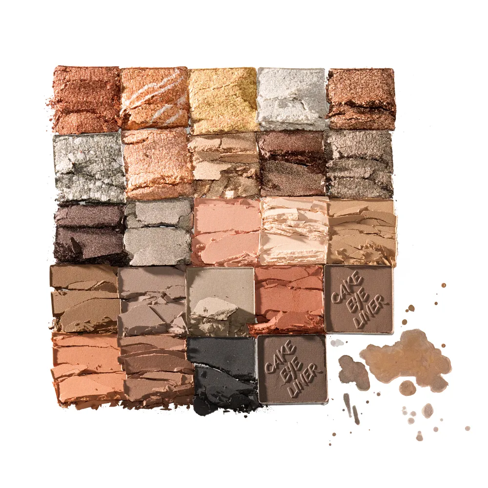the art gallery eyeshadow & eyeliner palette